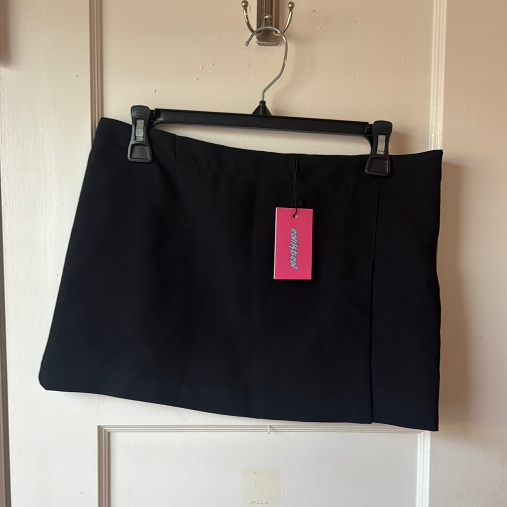 Edikted Black Mini Skirt